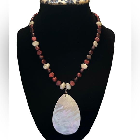 Jewelry - Necklace